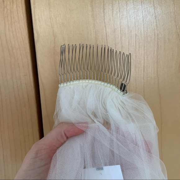 2-later TULLE Walking Veil - Picture 7 of 7